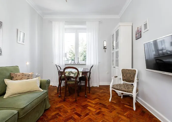 Ruby Powisle Apartment